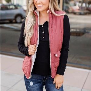 Convertible Sherpa Vest (Rust)